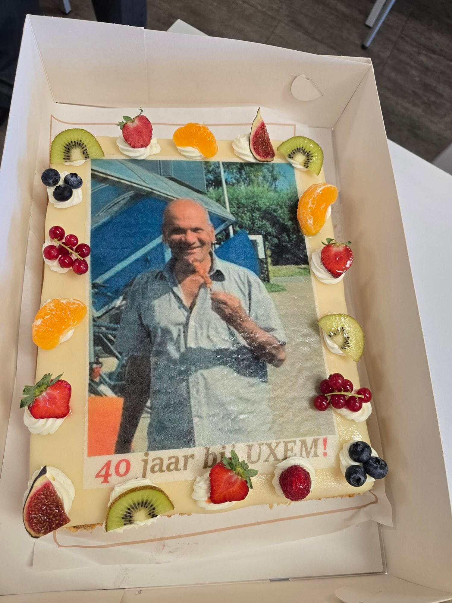 John 40 jaar in dienst bij UXEM